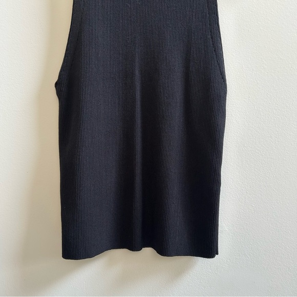 NWT Alice + Olivia Darcey Turtleneck Sweater Tank In Black, Size L - Picture 4 of 9